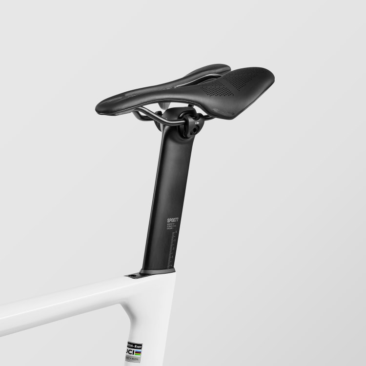 Aeroad CF SLX 7 Di2 R4