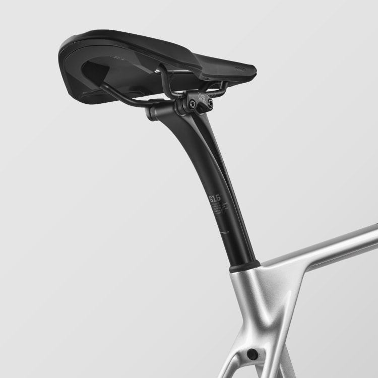 Endurace CF 7 AXS