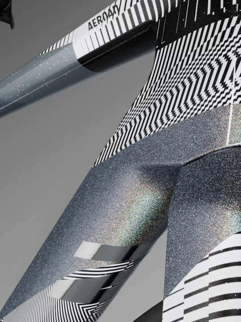 Opus Limited Edition: Felipe Pantone