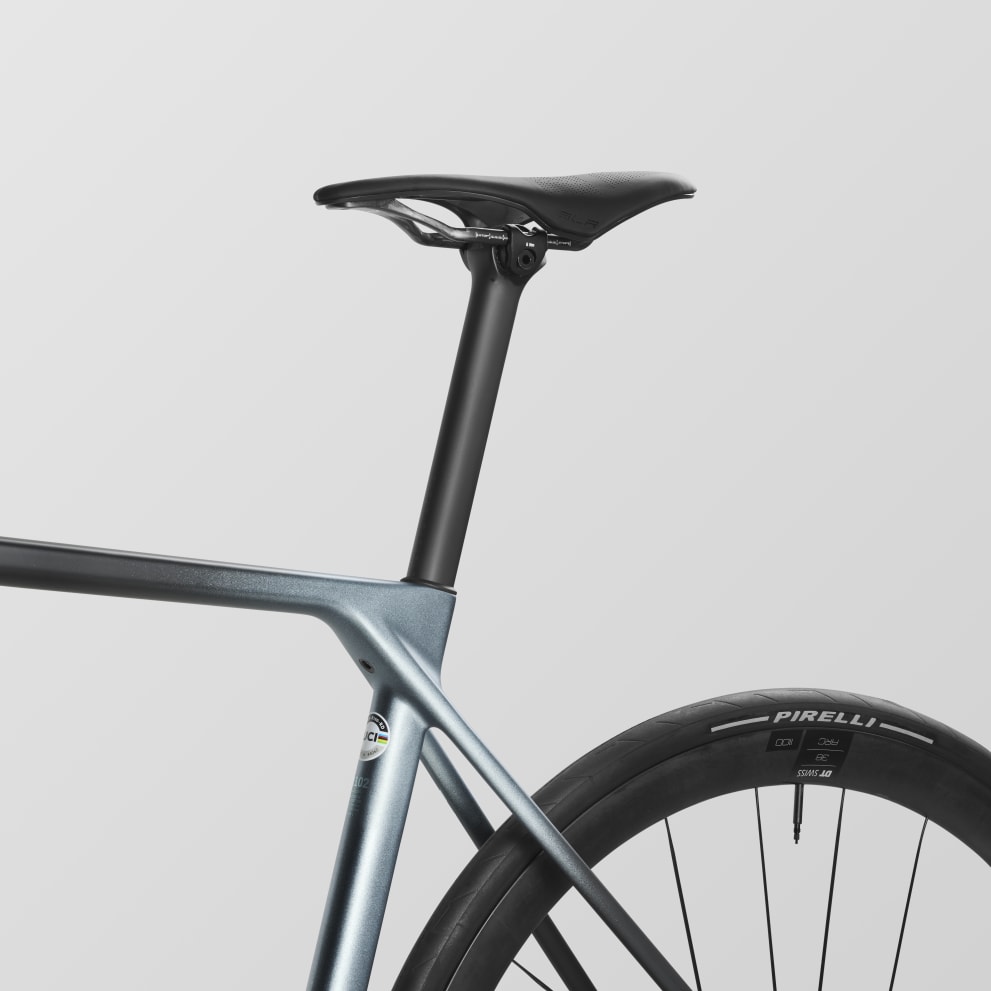 Canyon Ultimate CFR SRAM Red AXS 29